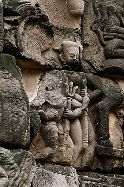 Prasat Sa Kamphaeng Yai-064